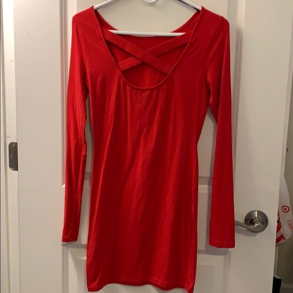 Red long sleeved pencil dress - Picture 2 of 3